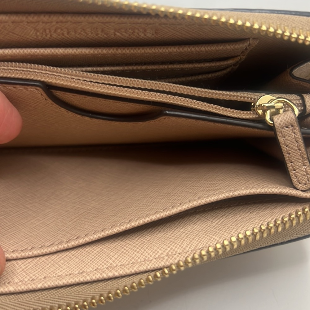 Michael Kors Snake Print Wallet jet set - Picture 7 of 15